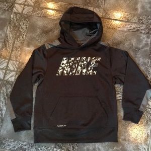 Under Armour Sweatshirt
